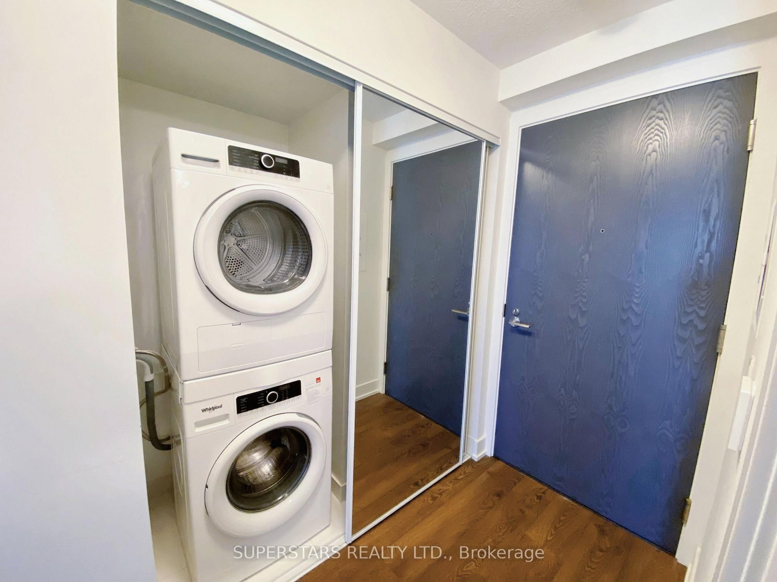 7 Mabelle Avenue, Unit 807 - Photo 9