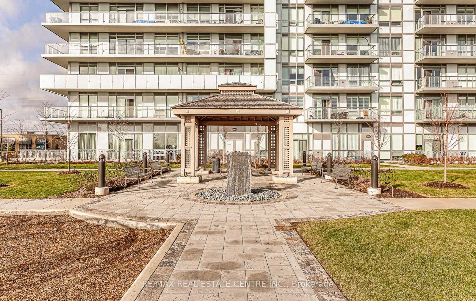 4699 Glen Erin Drive, Unit 909 - Photo 26