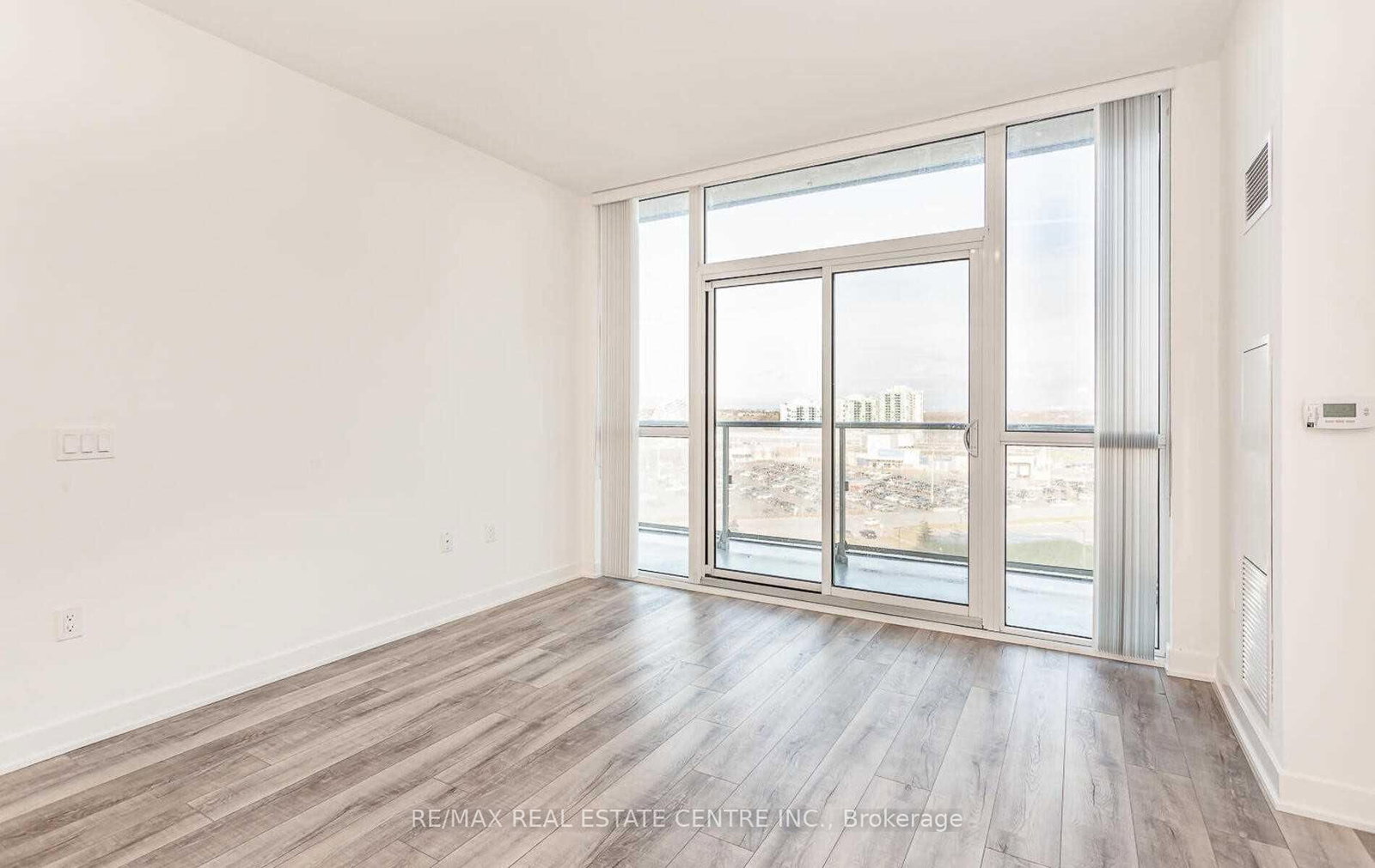 4699 Glen Erin Drive, Unit 909 - Photo 7