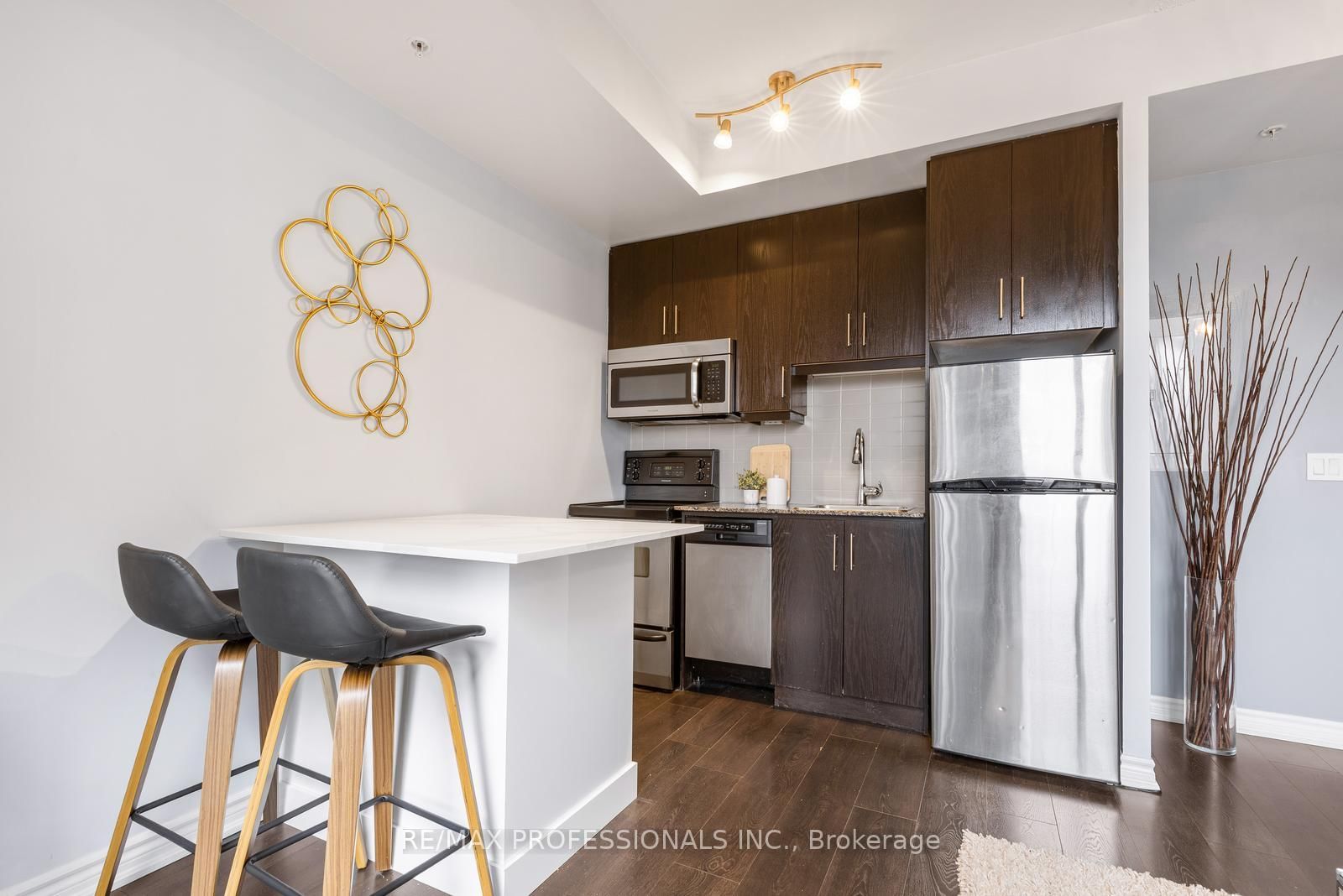 15 James Finlay Way, Unit 723 - Photo 11