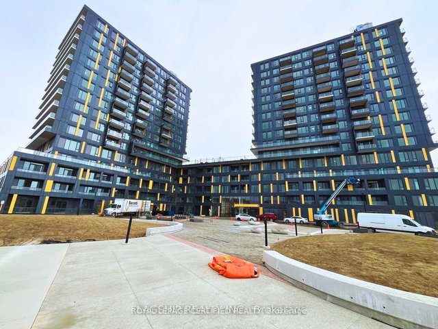 333 - 4878 Powers Common W W