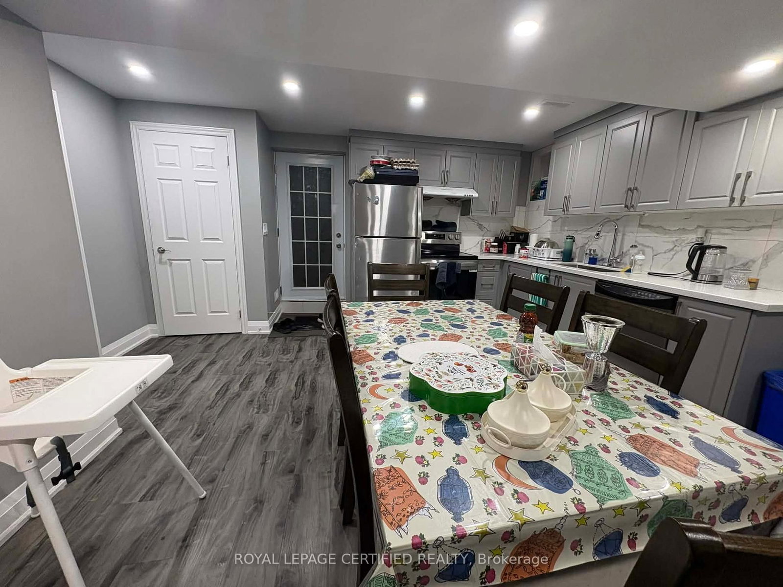 Detached House for lease at 721 Scott Boulevard, Milton, Ontario, L9T 0X9 - Harrison - MLS: W12992316