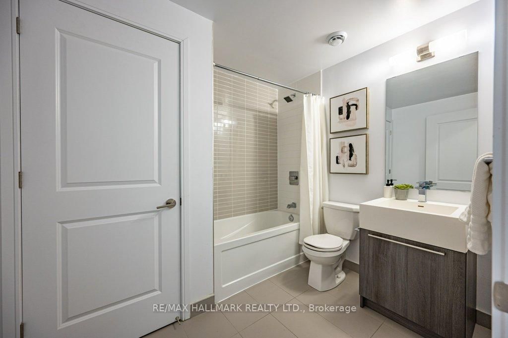 Condo for sale at 512-25 Neighbourhood Lane, Toronto, Ontario, M8Y 0C4 - Stonegate-Queensway - MLS: W12992326