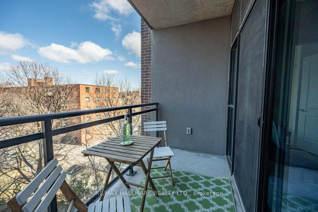 Condo for sale at 512-25 Neighbourhood Lane, Toronto, Ontario, M8Y 0C4 - Stonegate-Queensway - MLS: W12992326