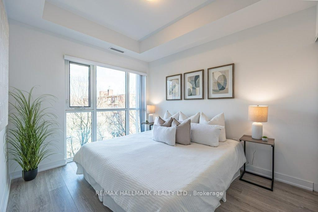 Condo for sale at 512-25 Neighbourhood Lane, Toronto, Ontario, M8Y 0C4 - Stonegate-Queensway - MLS: W12992326