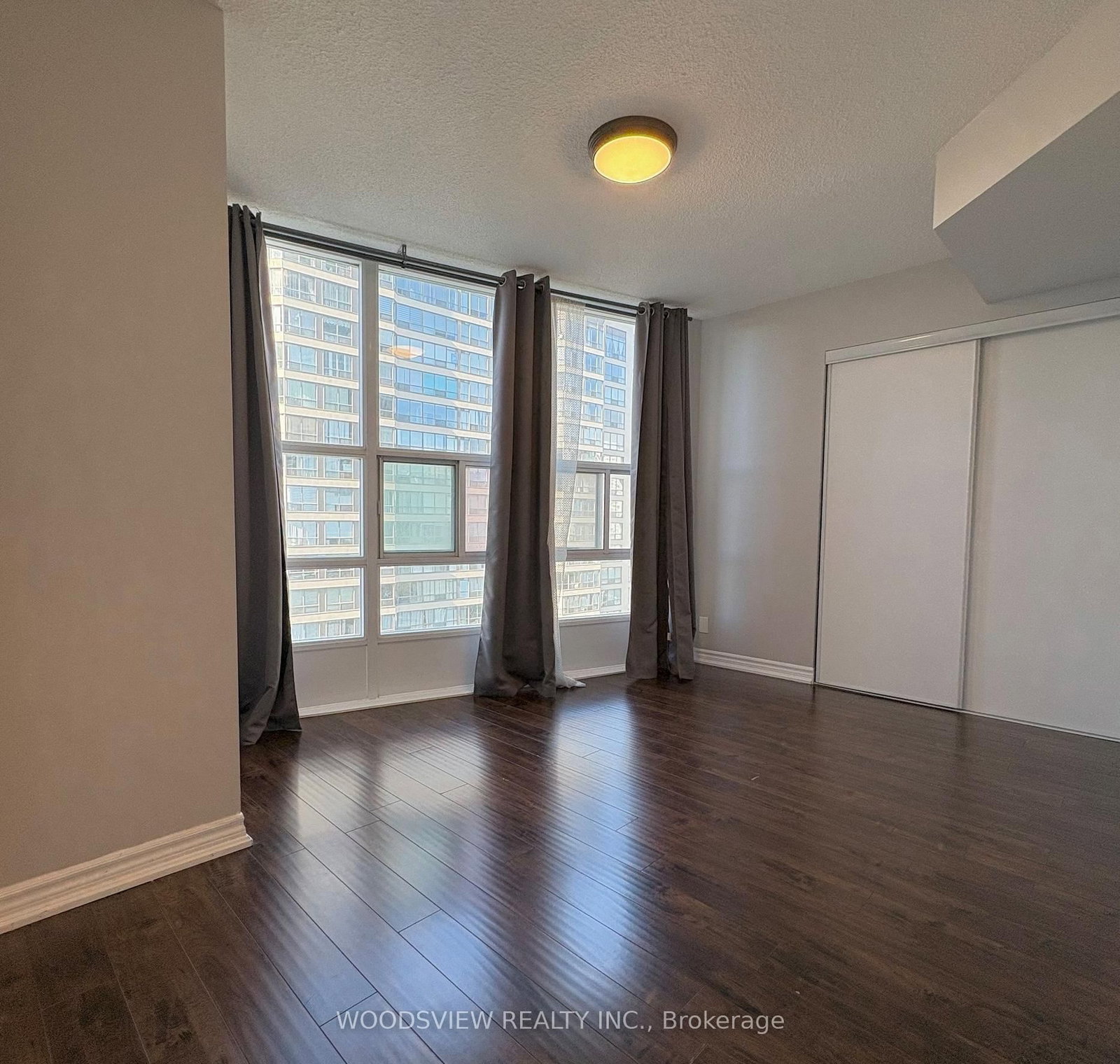 33 Elm Drive, Unit 1605 - Photo 14