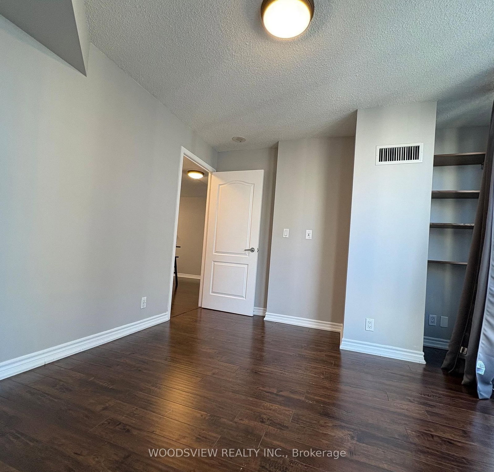 33 Elm Drive, Unit 1605 - Photo 16