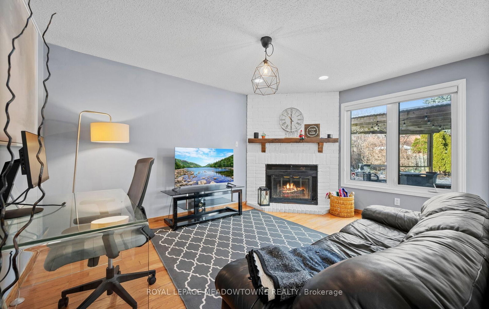 Detached House for sale at 16 Cox Crescent, Brampton, Ontario, L6X 3H1 - Northwood Park - MLS: W12992544