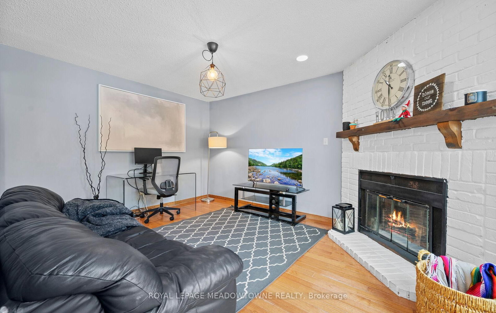 Detached House for sale at 16 Cox Crescent, Brampton, Ontario, L6X 3H1 - Northwood Park - MLS: W12992544