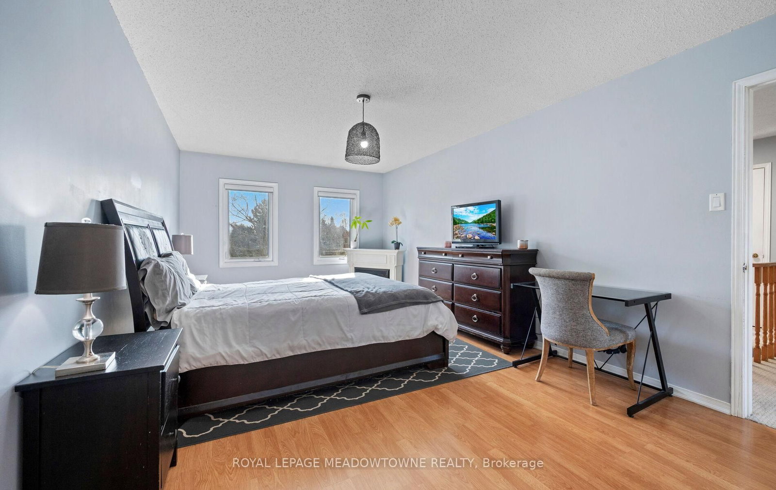 Detached House for sale at 16 Cox Crescent, Brampton, Ontario, L6X 3H1 - Northwood Park - MLS: W12992544