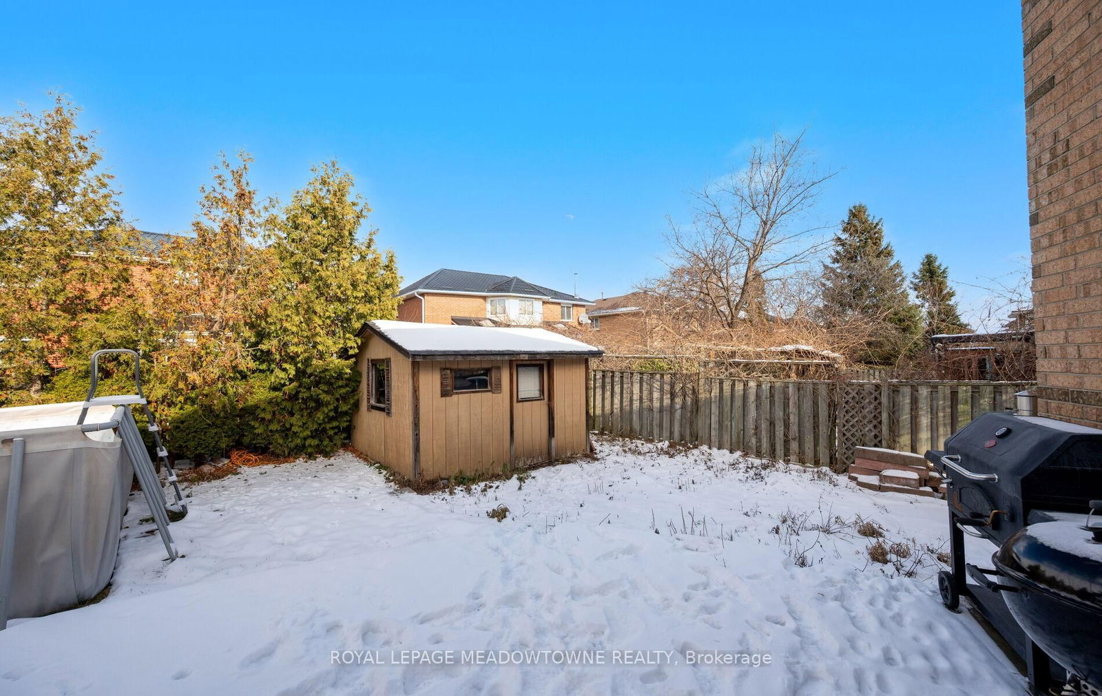 Detached House for sale at 16 Cox Crescent, Brampton, Ontario, L6X 3H1 - Northwood Park - MLS: W12992544