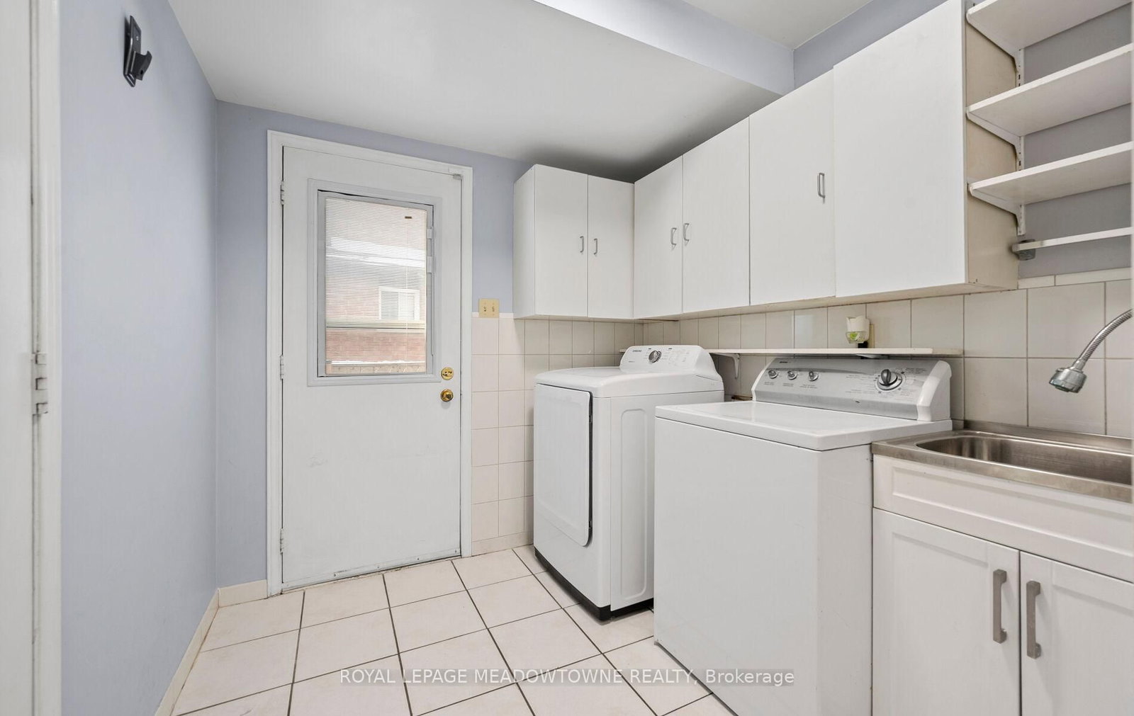 Detached House for sale at 16 Cox Crescent, Brampton, Ontario, L6X 3H1 - Northwood Park - MLS: W12992544