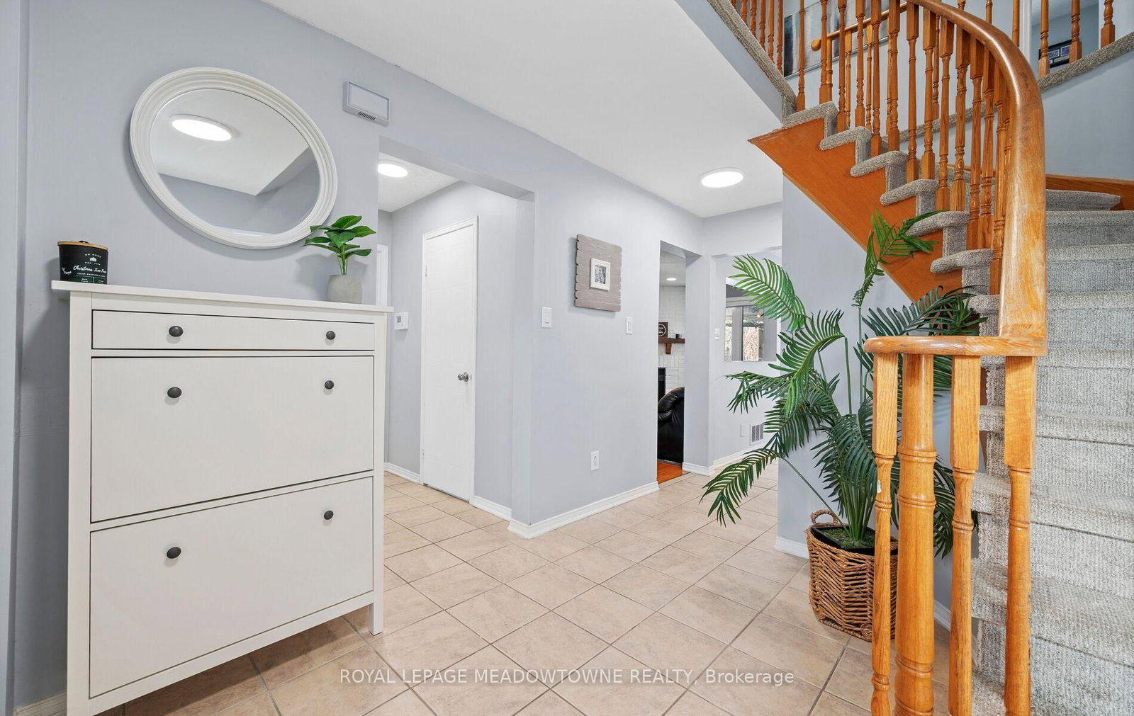 Detached House for sale at 16 Cox Crescent, Brampton, Ontario, L6X 3H1 - Northwood Park - MLS: W12992544