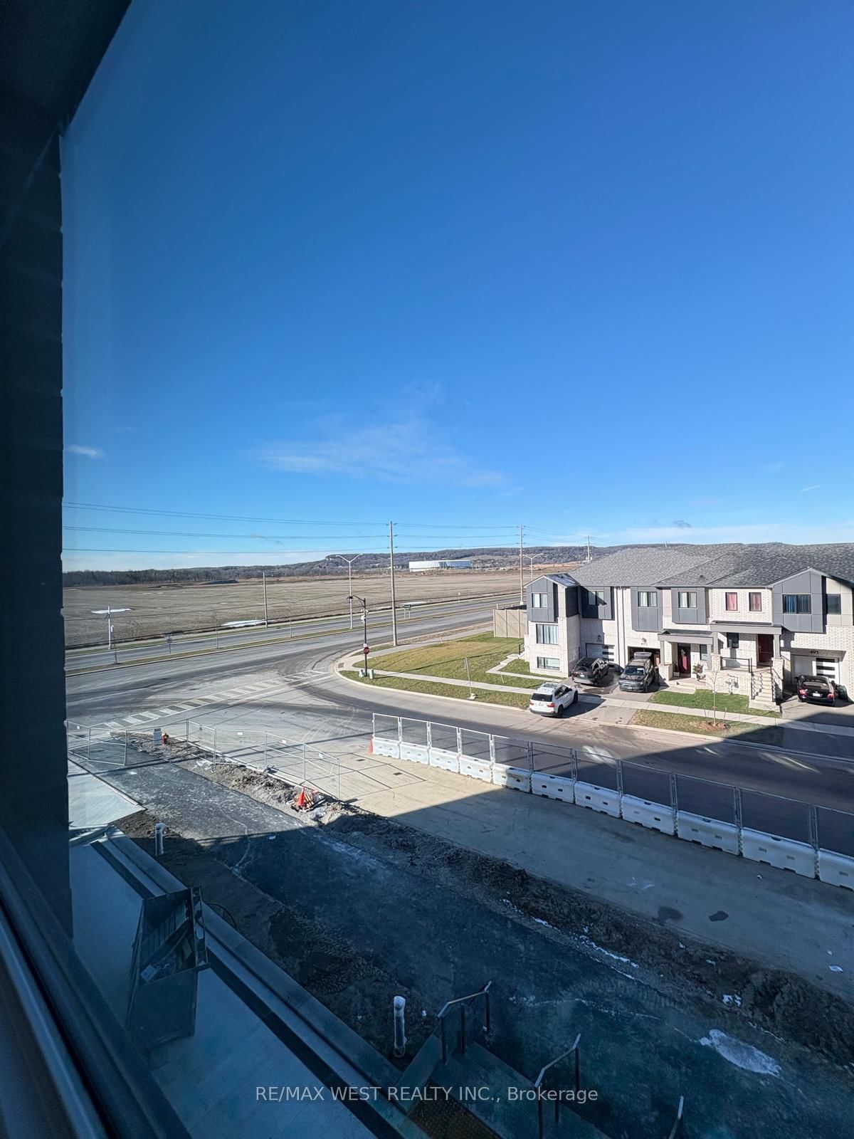 Condo for lease at 302-490 Gordon Krantz Ave Avenue, Milton, Ontario, L9E 1Z5 - Walker - MLS: W12992578