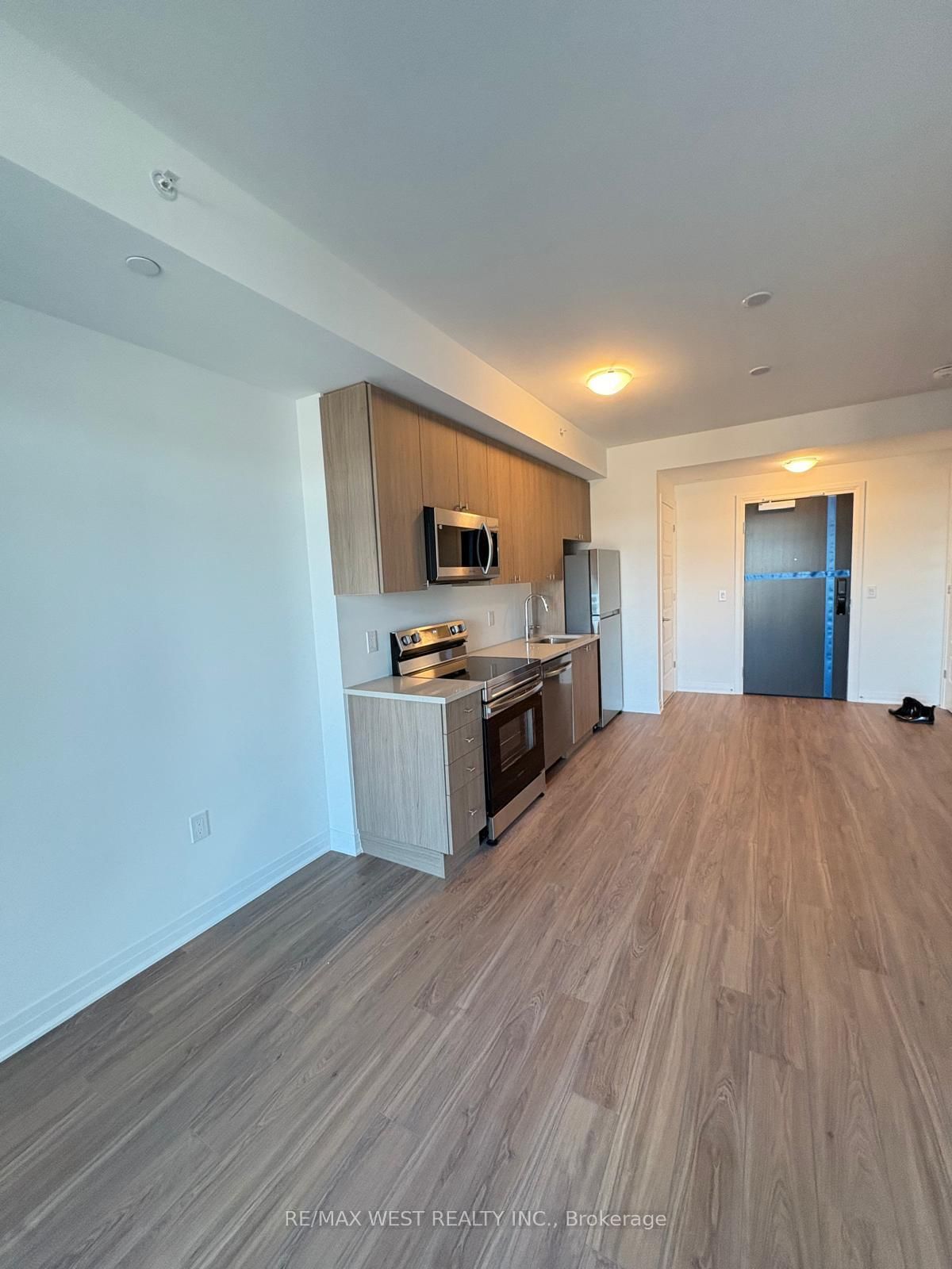 Condo for lease at 302-490 Gordon Krantz Ave Avenue, Milton, Ontario, L9E 1Z5 - Walker - MLS: W12992578