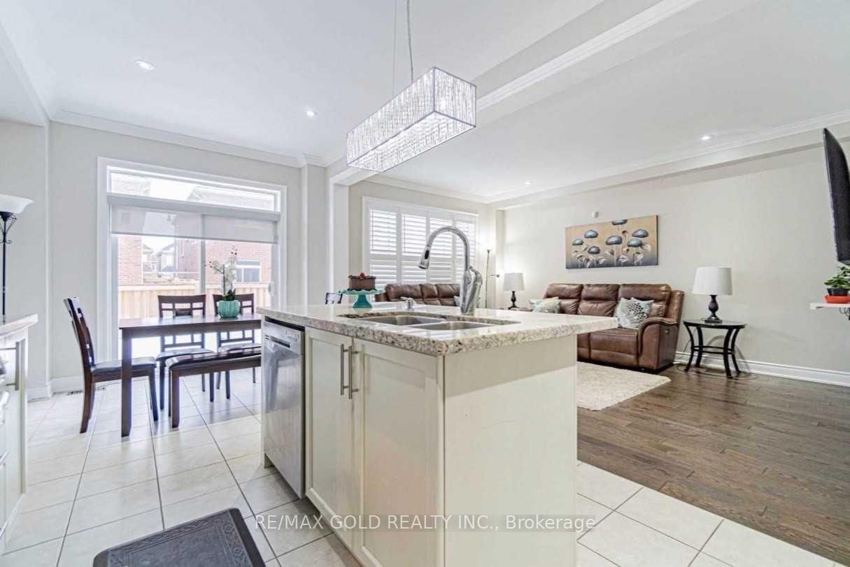 85 Humberstone Crescent - Photo 10