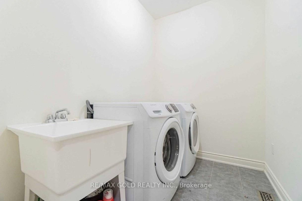 85 Humberstone Crescent - Photo 17