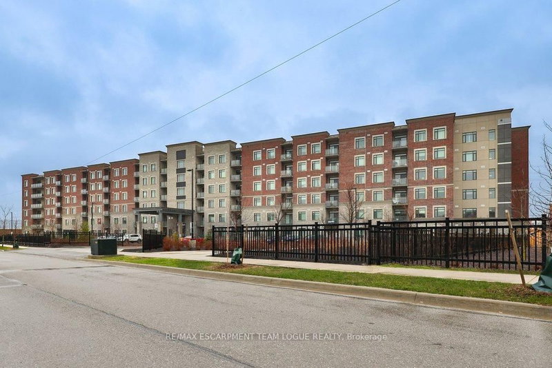 home for lease on 101-830 Megson Terrace