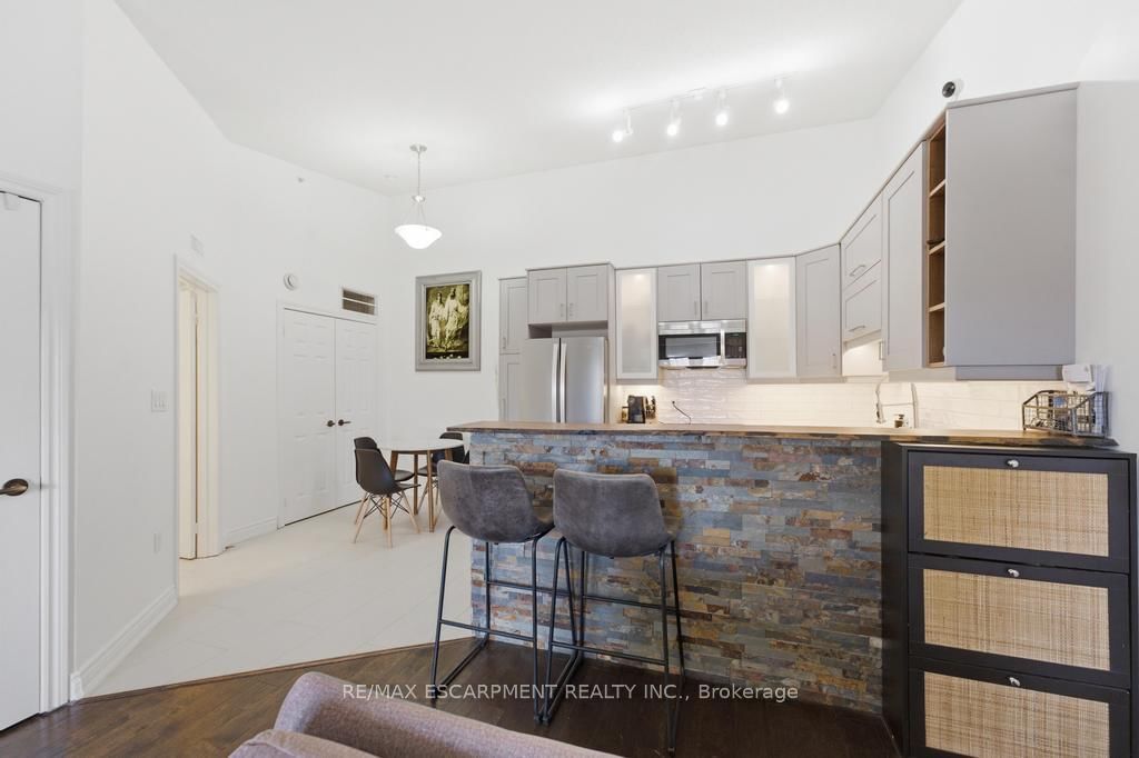 4013 Kilmer Drive, Unit 410 - Photo 3