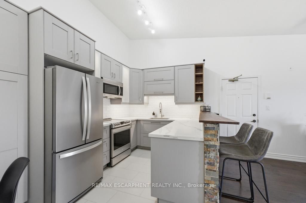 4013 Kilmer Drive, Unit 410 - Photo 5