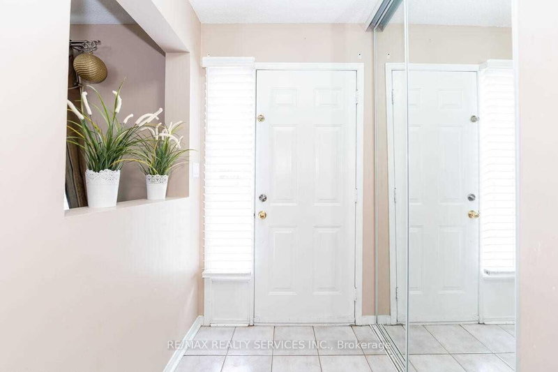 97 - 35 Malta Ave, Brampton, L6Y 5B4 | Image 3