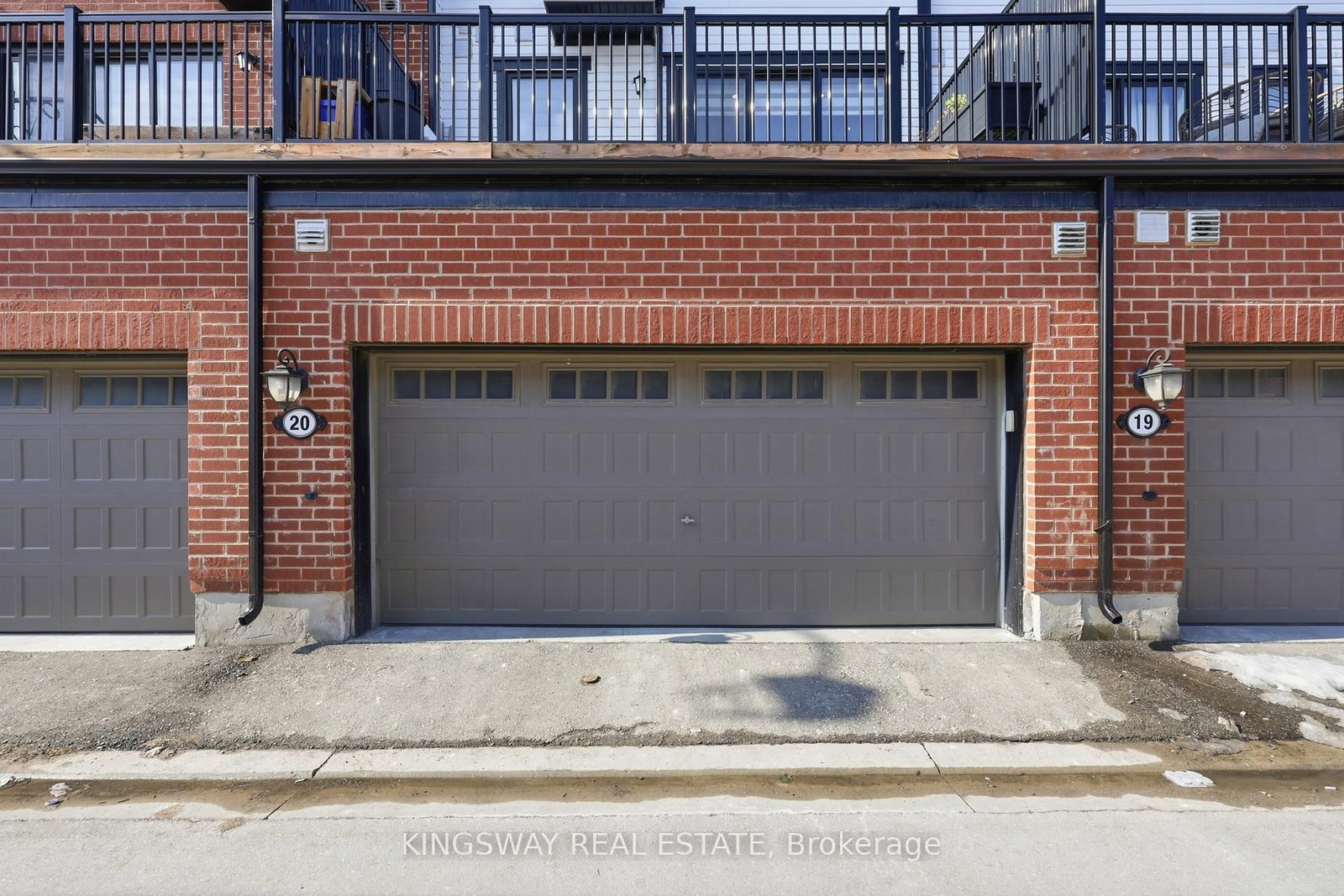 975 WHITLOCK Avenue, Unit 20 - Photo 32