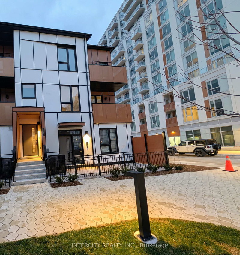 213 - 42 All Nations Dr, Brampton, L7A 5M4 | Image 2