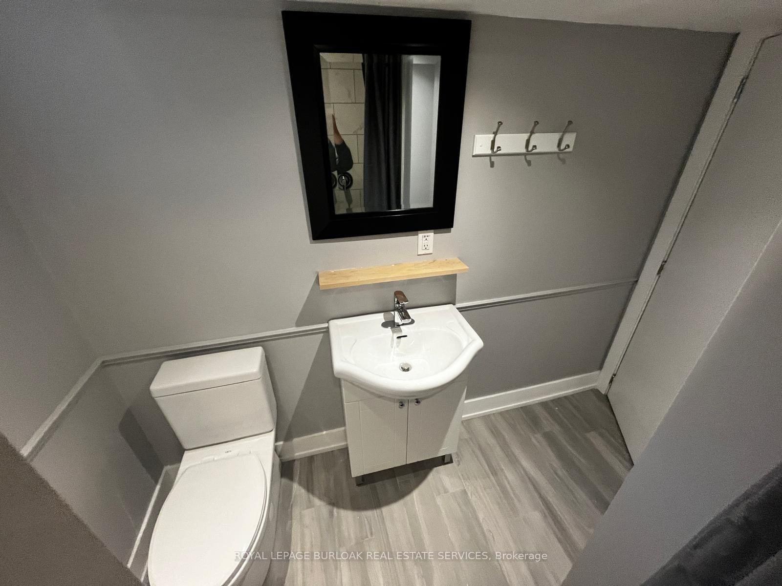 3140 Michael Crescent, Unit B - Photo 13