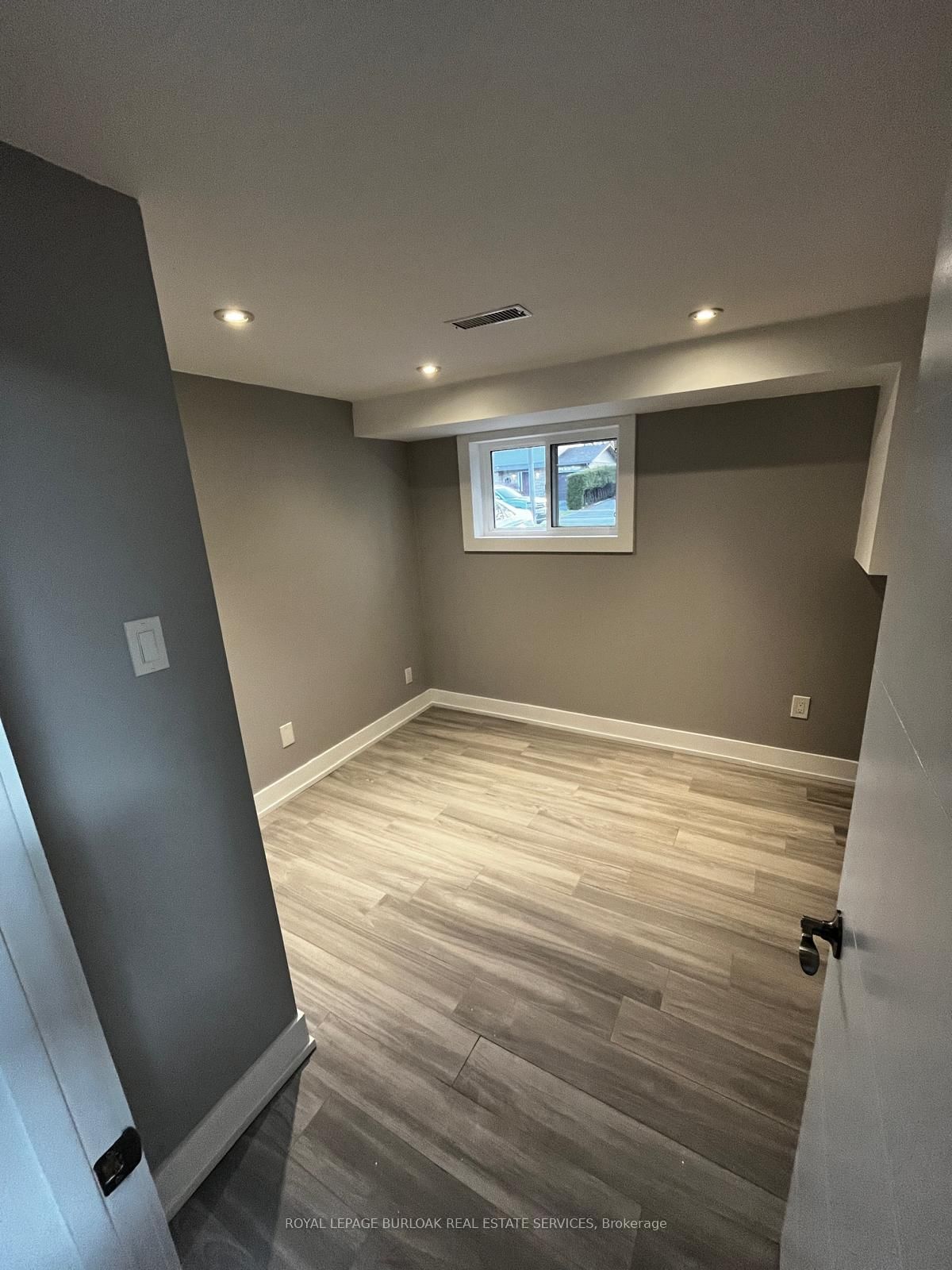 3140 Michael Crescent, Unit B - Photo 6