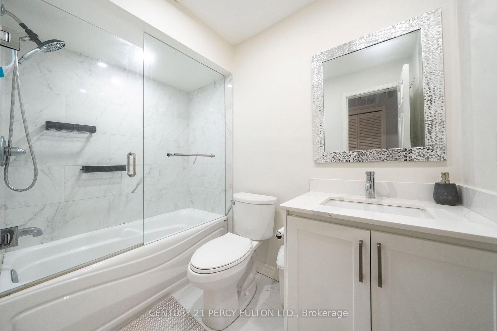 744-746 Wilson Avenue - Photo 16