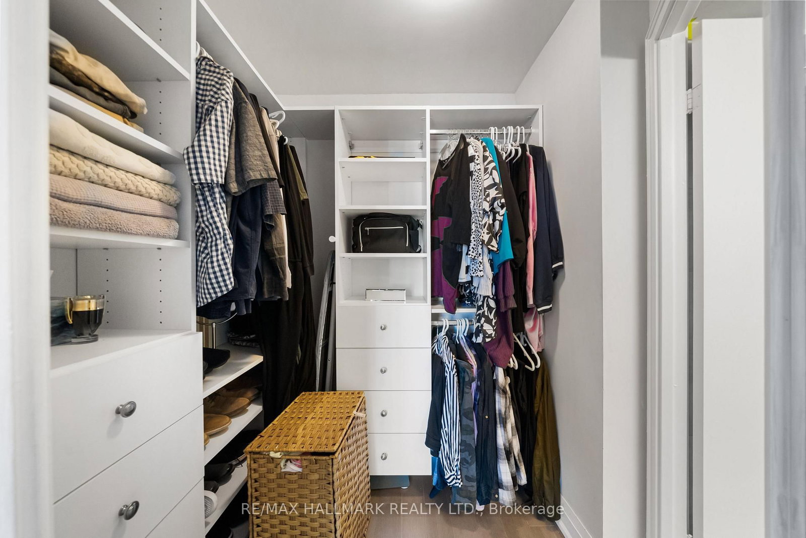 296 Mill Road, Unit PH1 - Photo 21