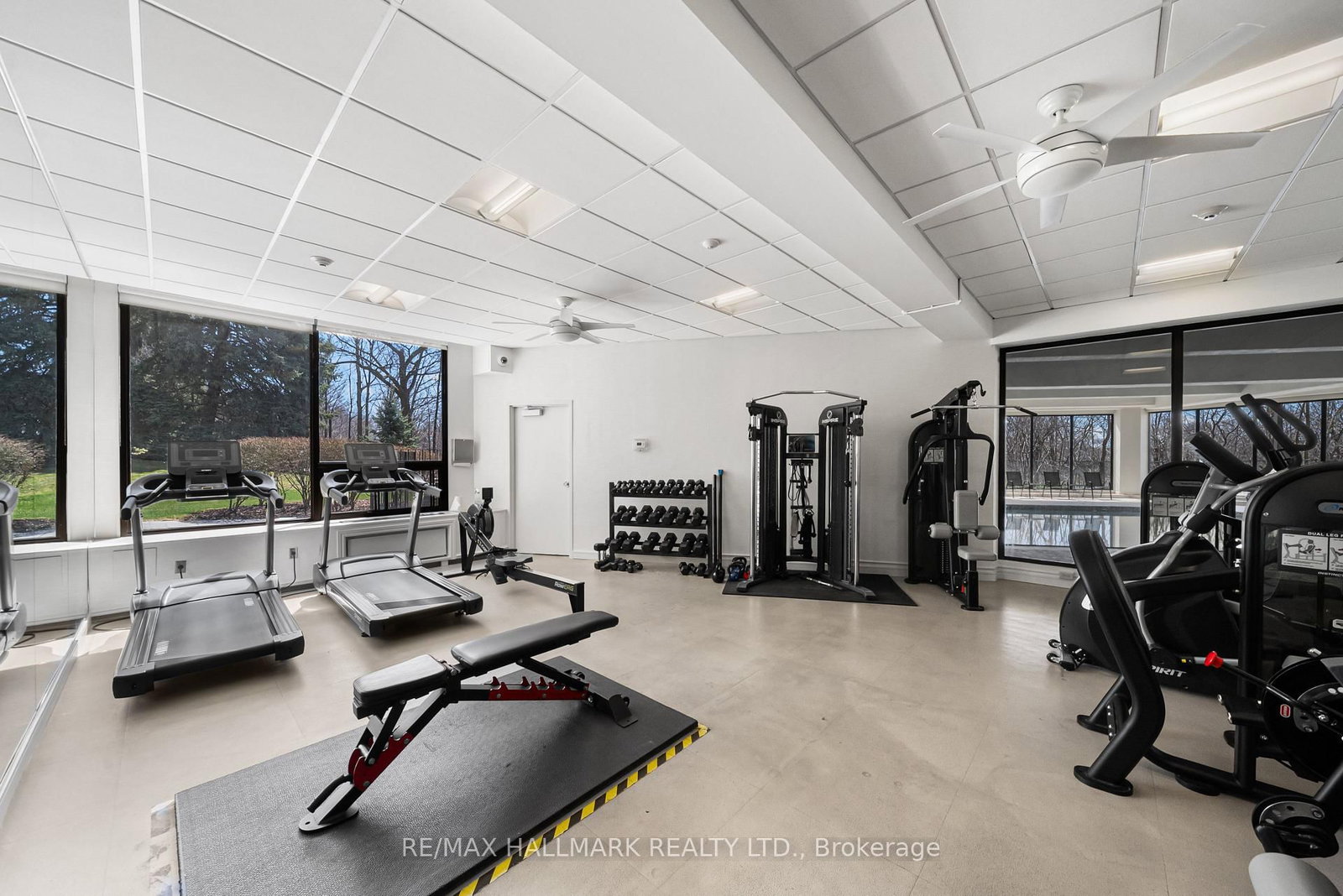 296 Mill Road, Unit PH1 - Photo 32