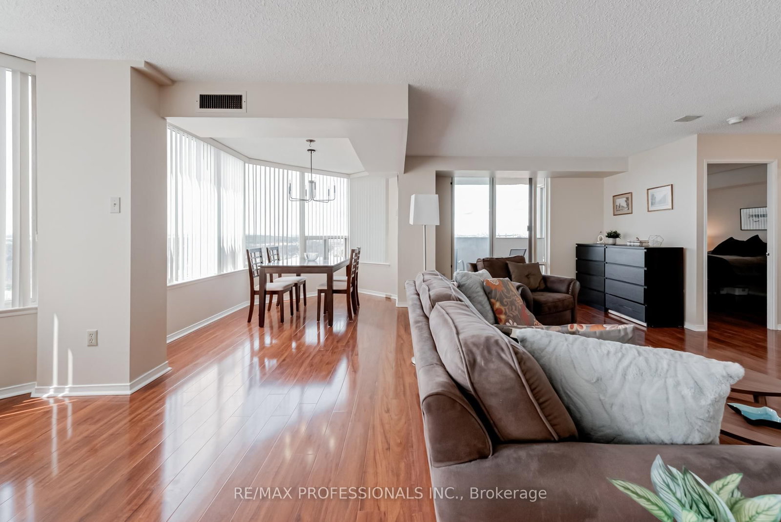 700 Constellation Drive, Unit 1703 - Photo 5