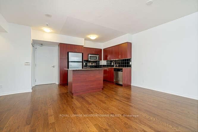 2230 Lakeshore Boulevard W, Unit 703 - Photo 10