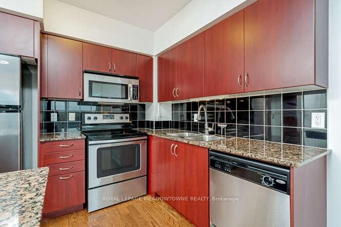 2230 Lakeshore Boulevard W, Unit 703 - Photo 13