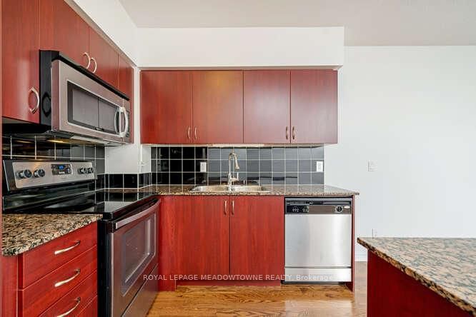 2230 Lakeshore Boulevard W, Unit 703 - Photo 14