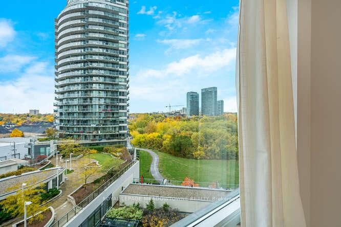 2230 Lakeshore Boulevard W, Unit 703 - Photo 19