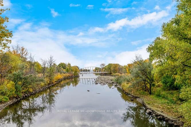 2230 Lakeshore Boulevard W, Unit 703 - Photo 25