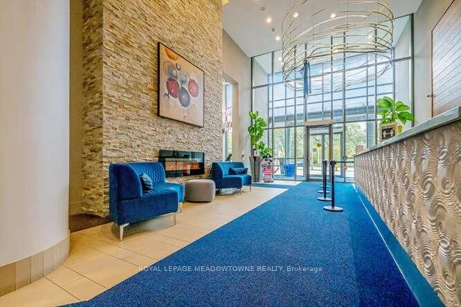 2230 Lakeshore Boulevard W, Unit 703 - Photo 4