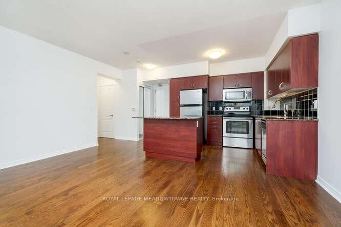 2230 Lakeshore Boulevard W, Unit 703 - Photo 9