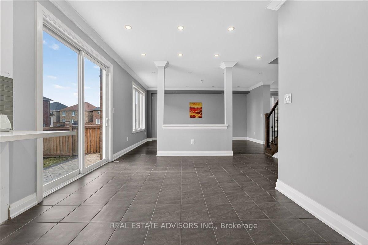 Detached House for sale at 39 Unwind Crescent, Brampton, Ontario, L6X 0B3 - Credit Valley - MLS: W12993042