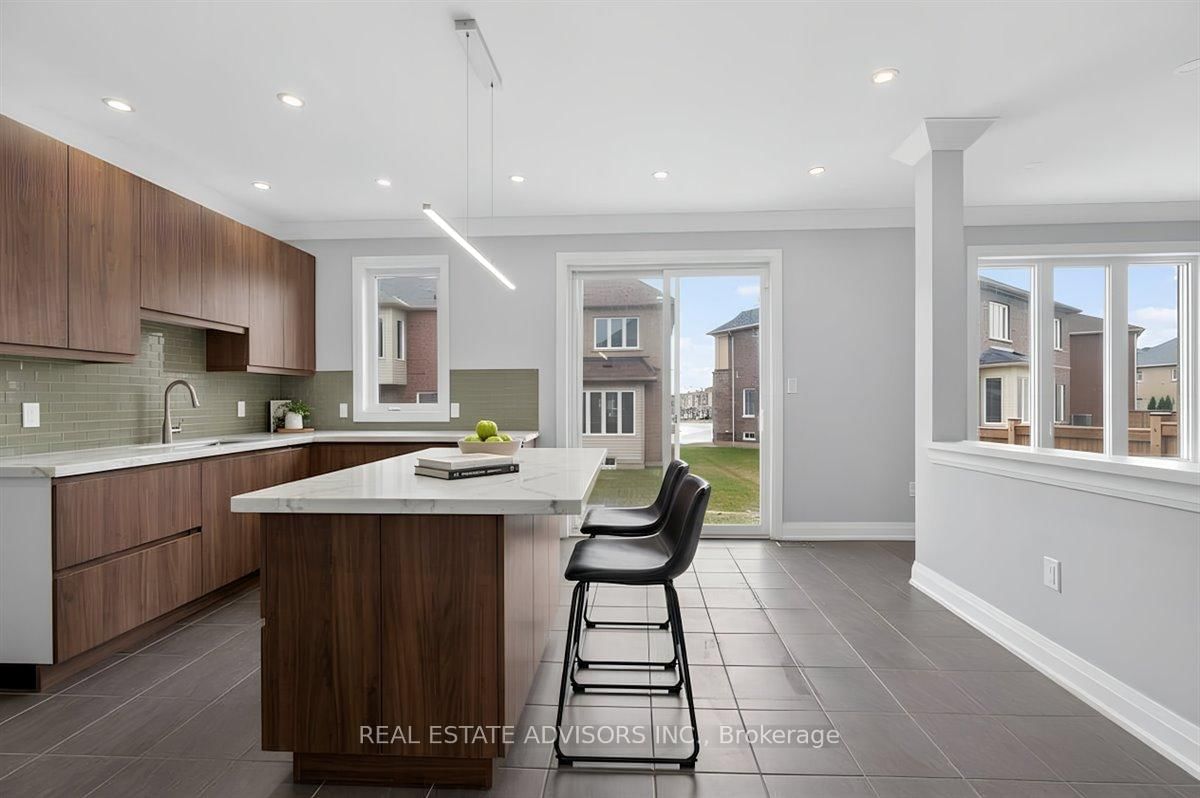 Detached House for sale at 39 Unwind Crescent, Brampton, Ontario, L6X 0B3 - Credit Valley - MLS: W12993042