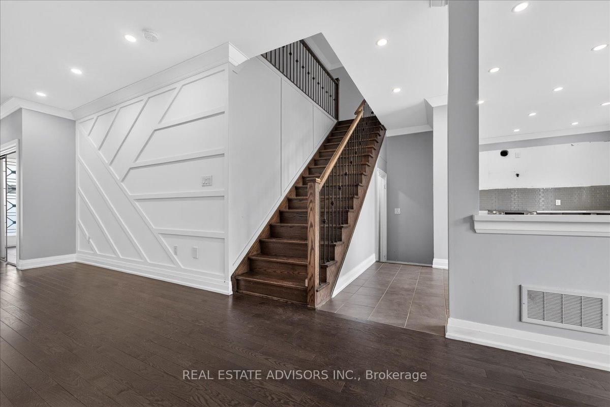 Detached House for sale at 39 Unwind Crescent, Brampton, Ontario, L6X 0B3 - Credit Valley - MLS: W12993042