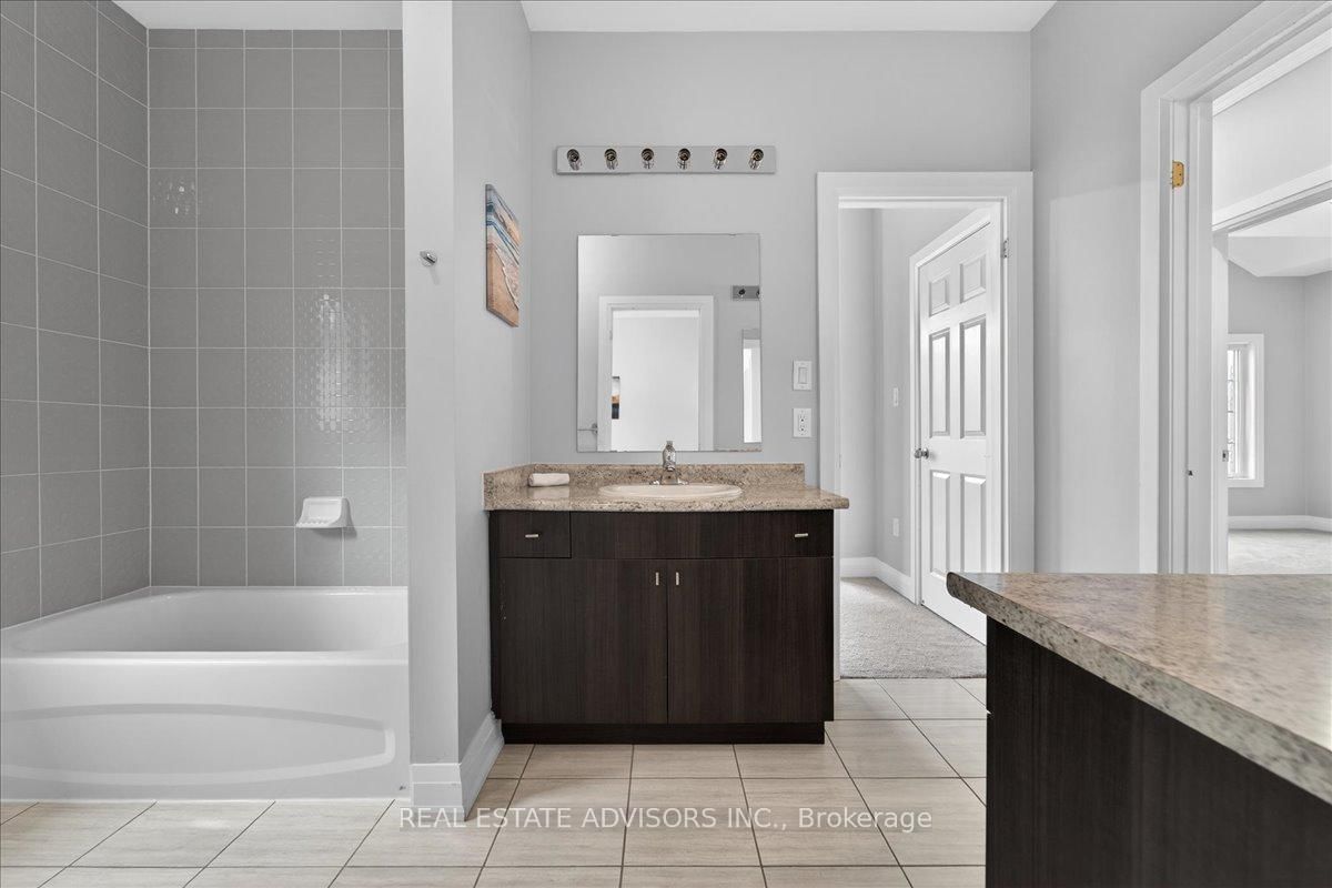 Detached House for sale at 39 Unwind Crescent, Brampton, Ontario, L6X 0B3 - Credit Valley - MLS: W12993042