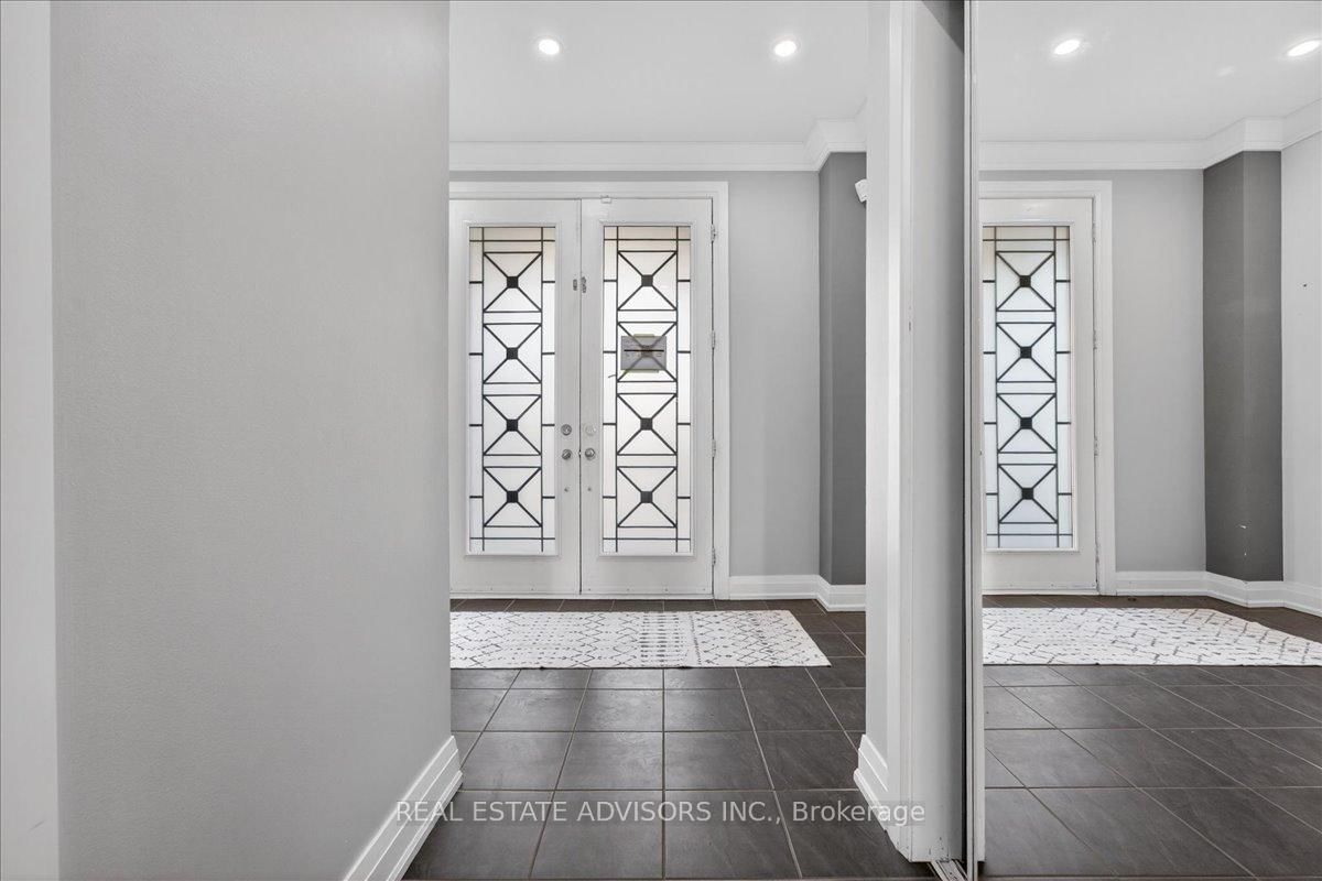 Detached House for sale at 39 Unwind Crescent, Brampton, Ontario, L6X 0B3 - Credit Valley - MLS: W12993042