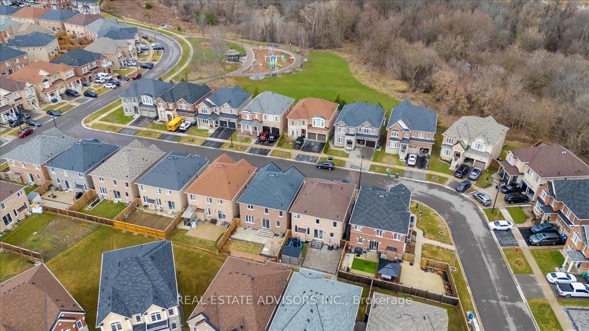 Detached House for sale at 39 Unwind Crescent, Brampton, Ontario, L6X 0B3 - Credit Valley - MLS: W12993042