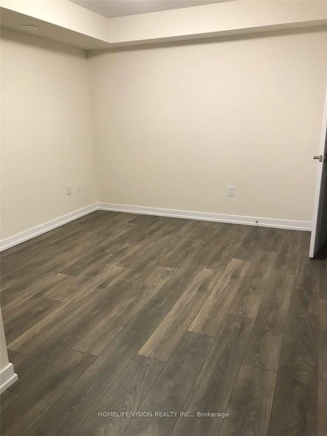 204 - 2355 Sheppard Avenue W