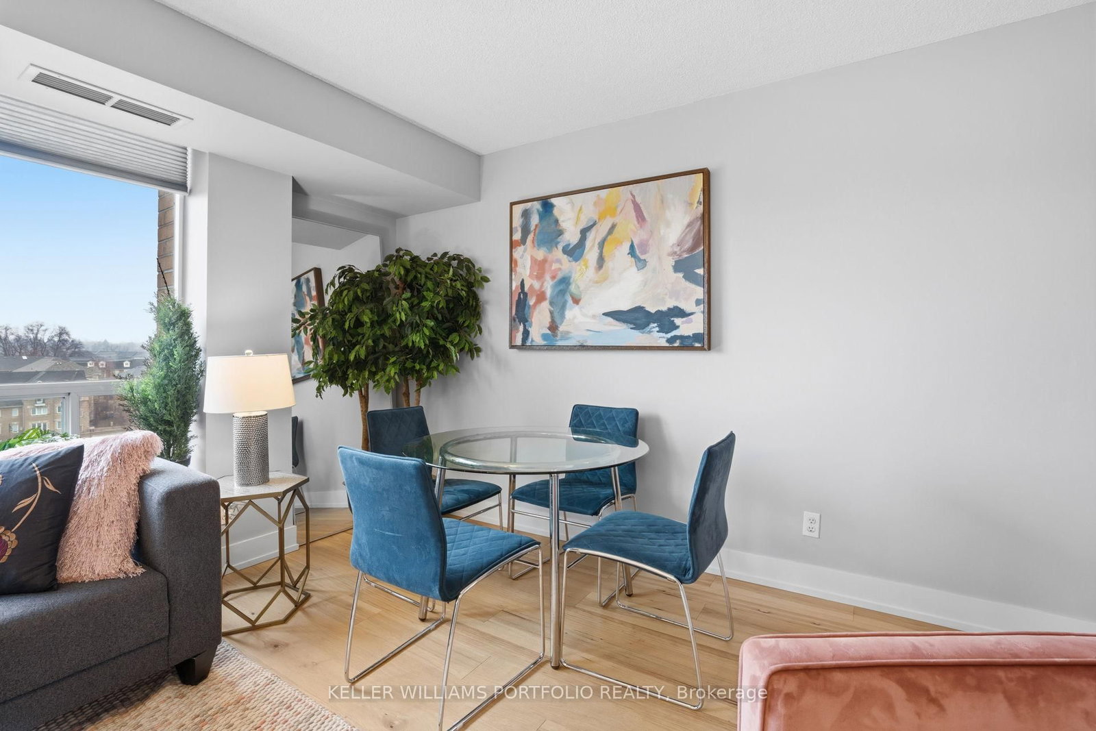 190 Manitoba Street, Unit 802 - Photo 14