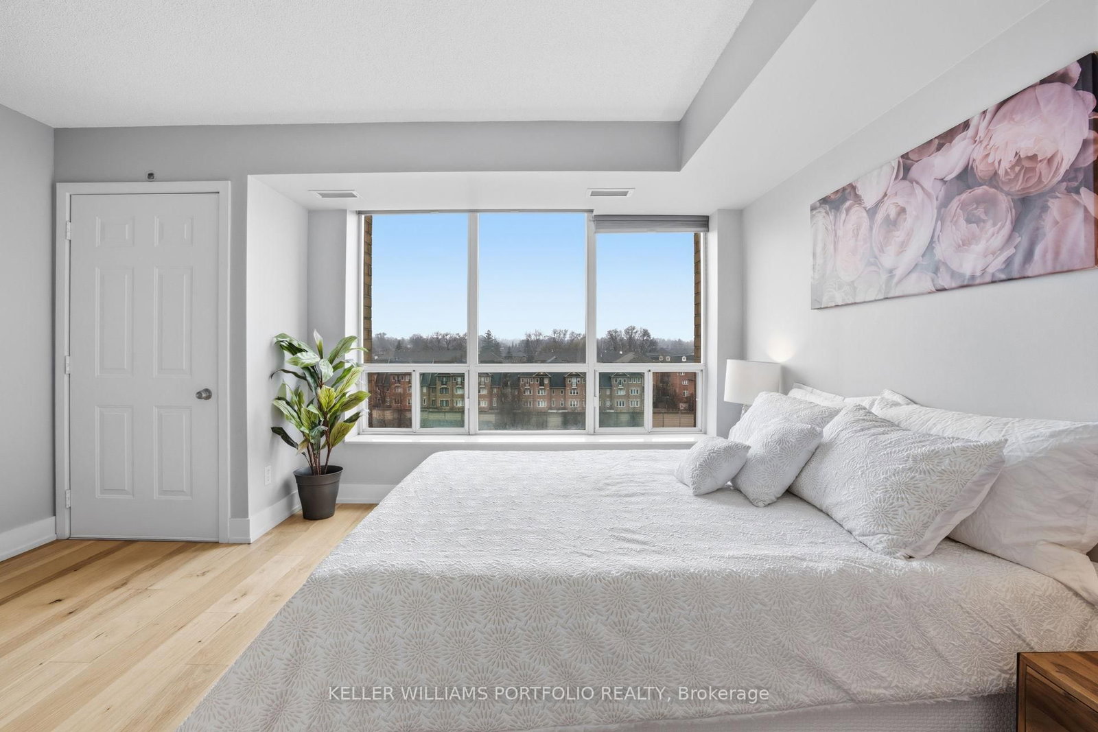 190 Manitoba Street, Unit 802 - Photo 19