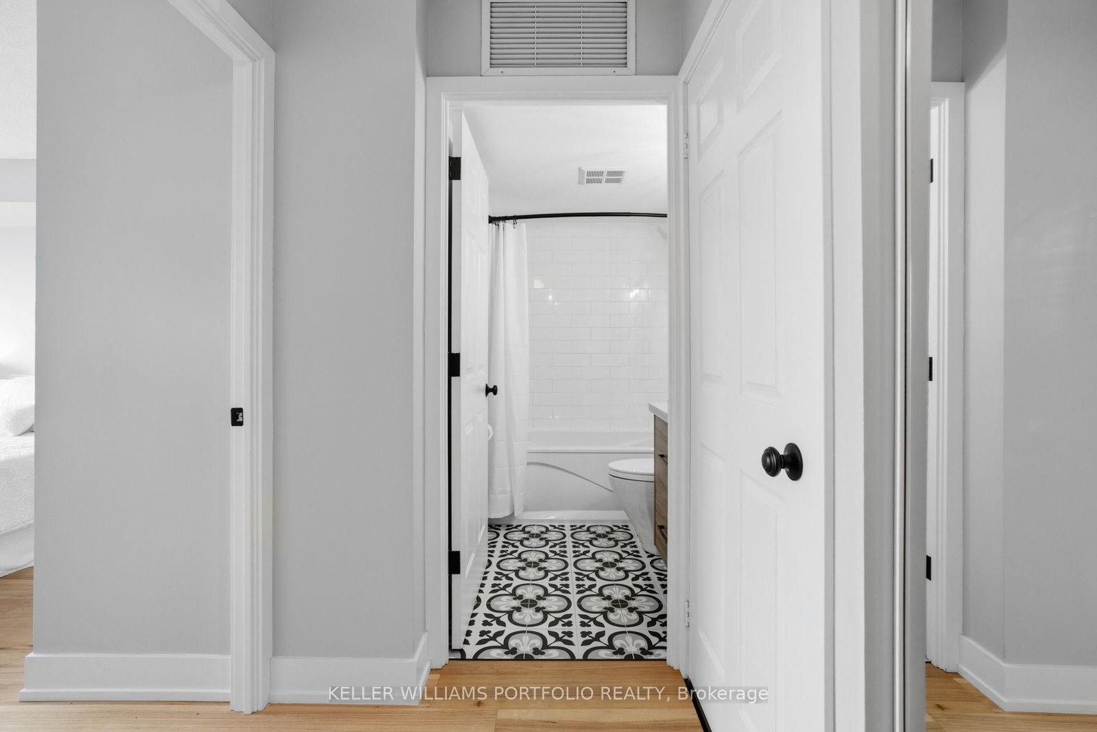 190 Manitoba Street, Unit 802 - Photo 21